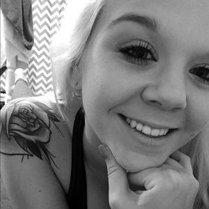 Meet your Posher, Allison